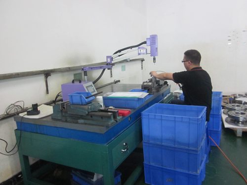 Electro-pneumatic tapping processing